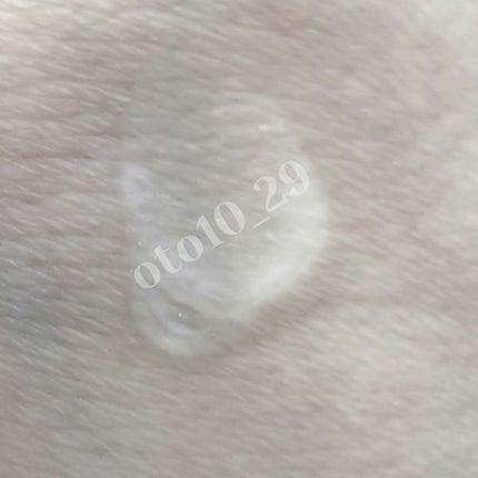 CEZANNE 毛穴レスコンシーラーのクチコミ「700円で毛穴レス?!
※メーキャップ効果による
✼••┈┈••✼••┈┈••✼••┈┈••✼.....」(2枚目)