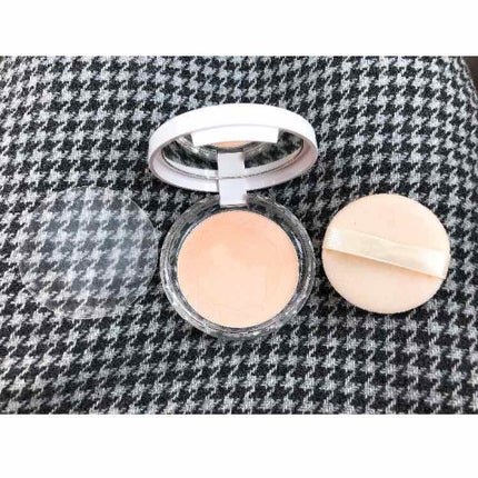 UVクリアフェイスパウダー/CEZANNE/プレストパウダーを使ったクチコミ(2枚目)