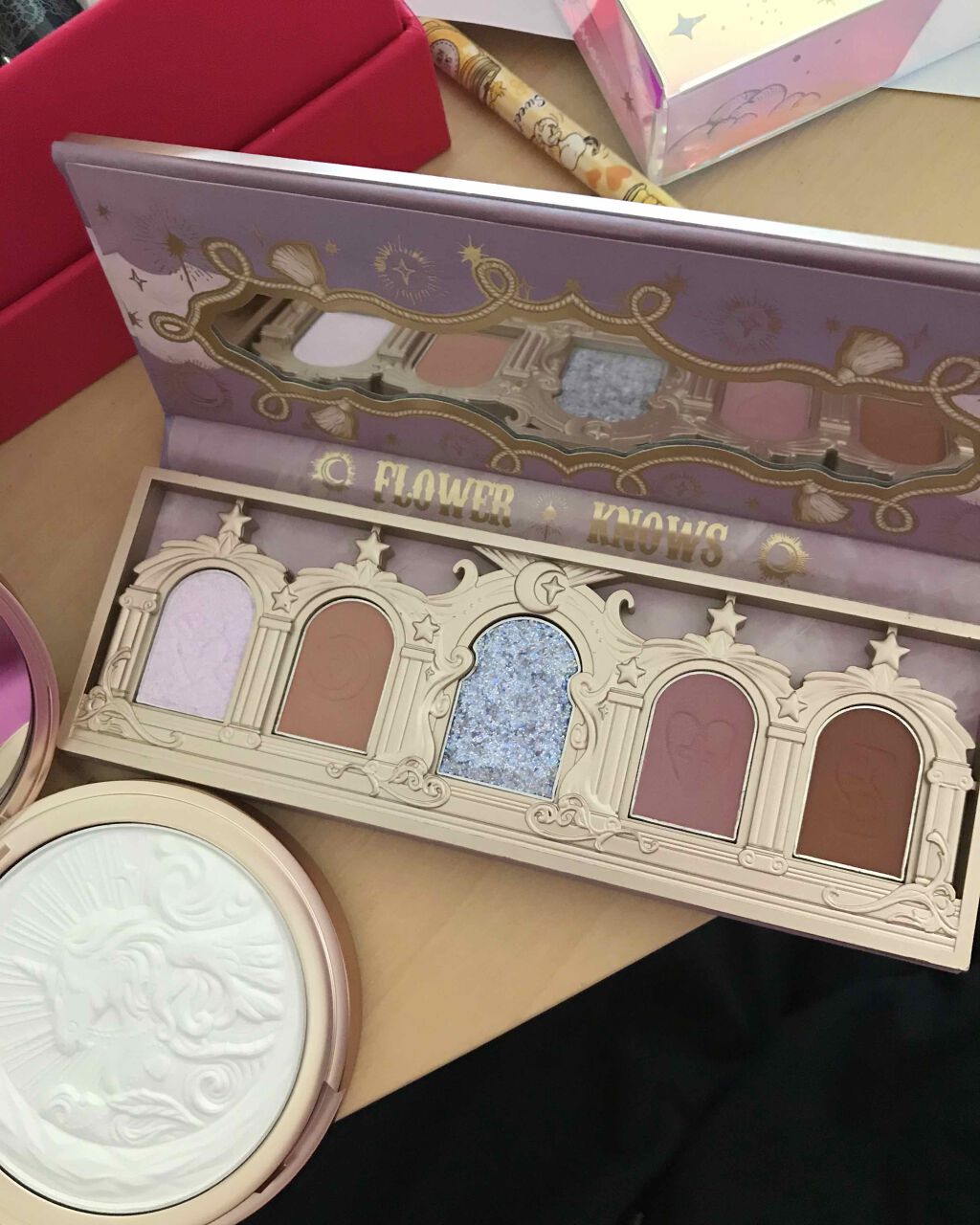ユニコーンシリーズ アイシャドウパレット/FlowerKnows/アイシャドウパレットを使ったクチコミ（2枚目）