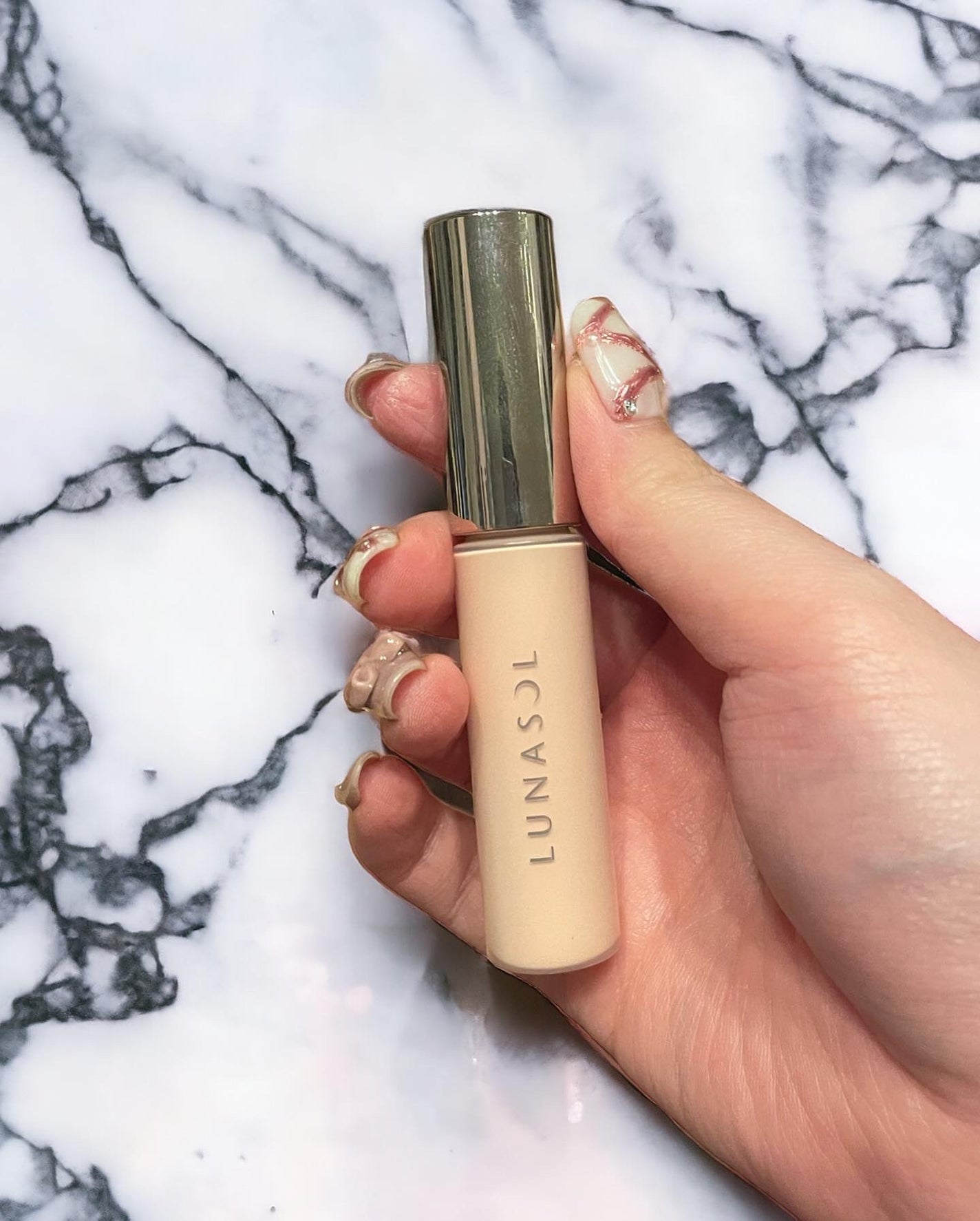 グロウイングトリートメントリクイド/LUNASOL/リキッドファンデーションを使ったクチコミ(2枚目)