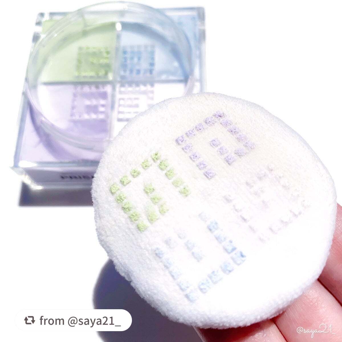 プリズム・リーブル/GIVENCHY/ルースパウダーを使ったクチコミ(2枚目)