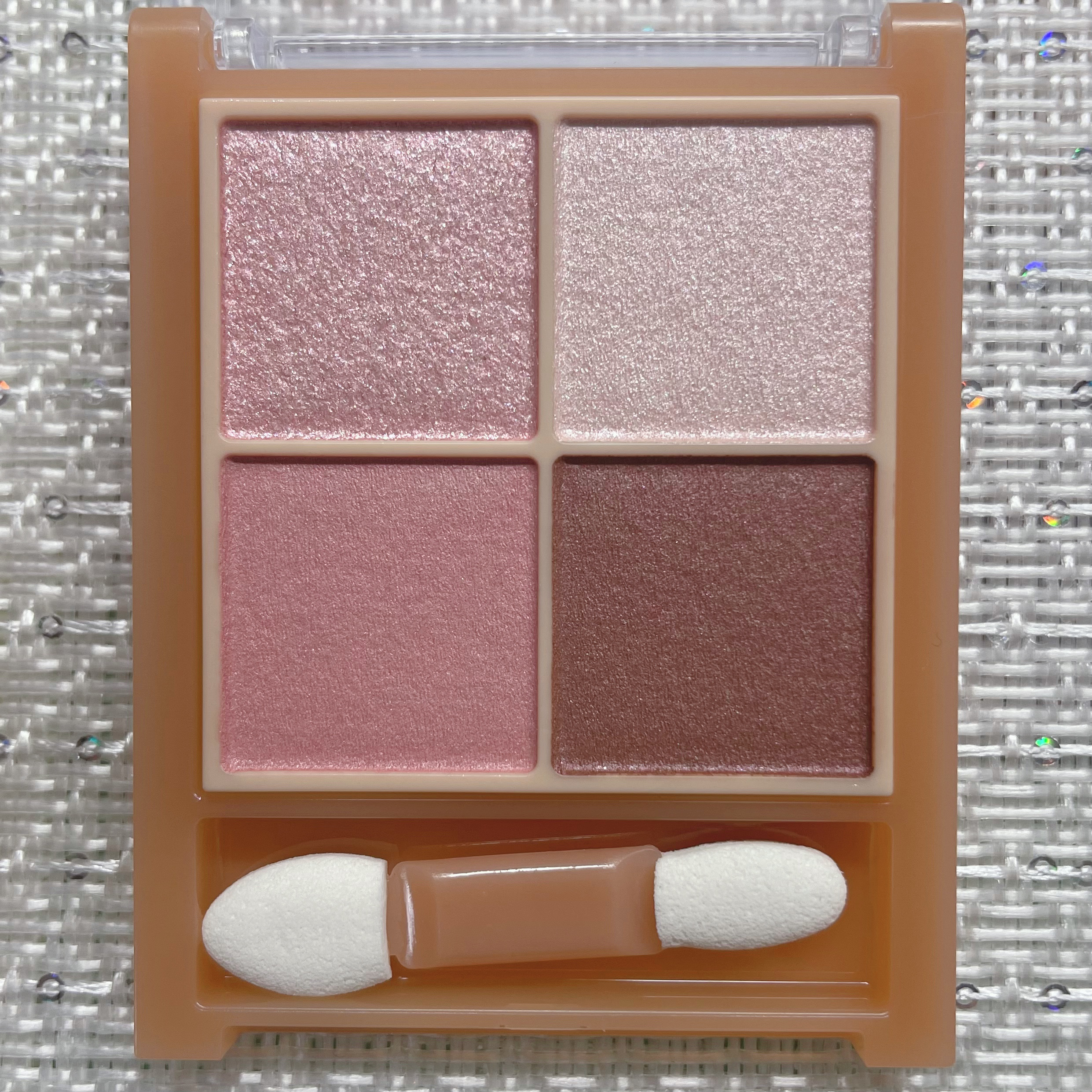 ベージュトーンアイシャドウ/CEZANNE/アイシャドウパレットを使ったクチコミ（2枚目）