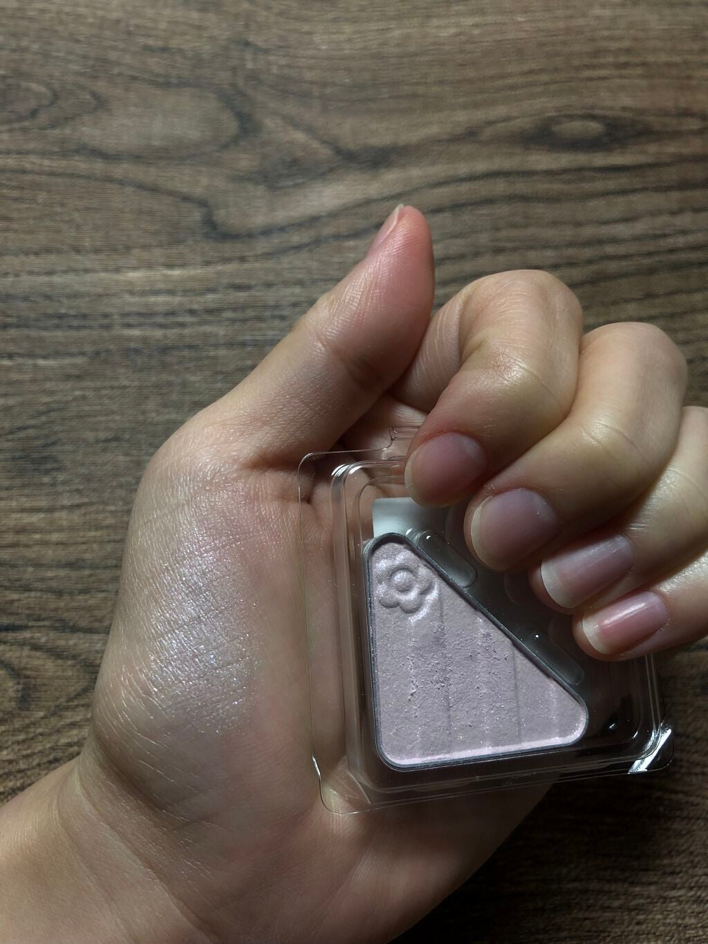 アイオープナー/MARY QUANT/単色アイシャドウを使ったクチコミ(2枚目)