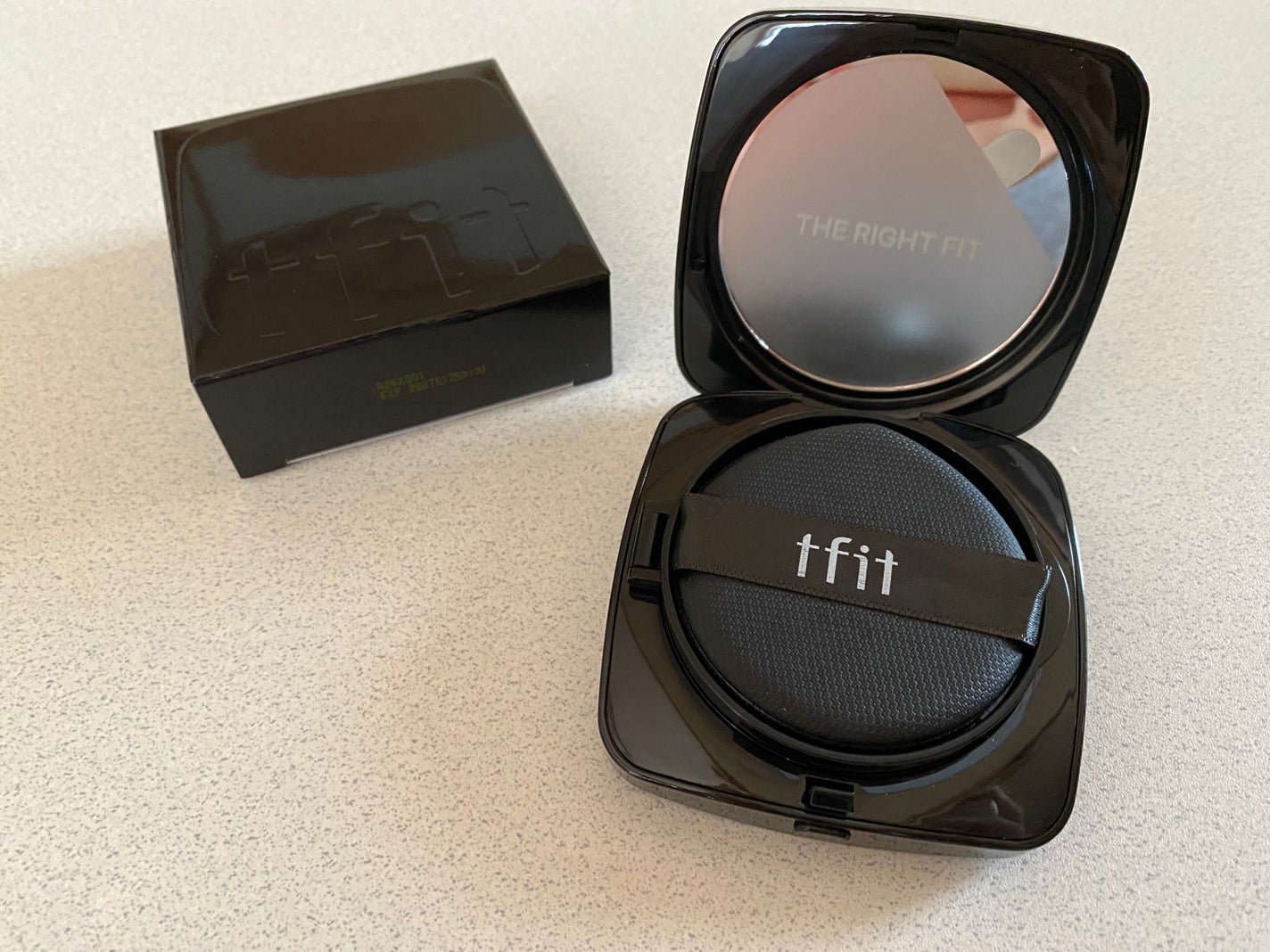 レイヤリングフィット グロークッションEX/TFIT/クッションファンデーションを使ったクチコミ(2枚目)