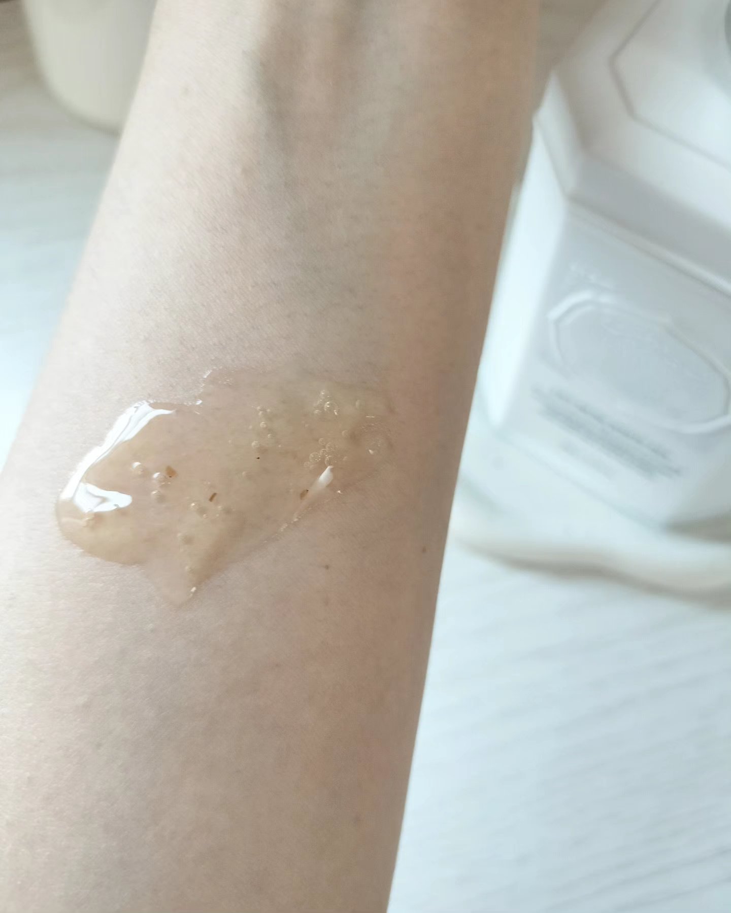 パフュームハンドクリーム リリームスクホワイトティーの香り/TEABLESS/ハンドクリームを使ったクチコミ（3枚目）