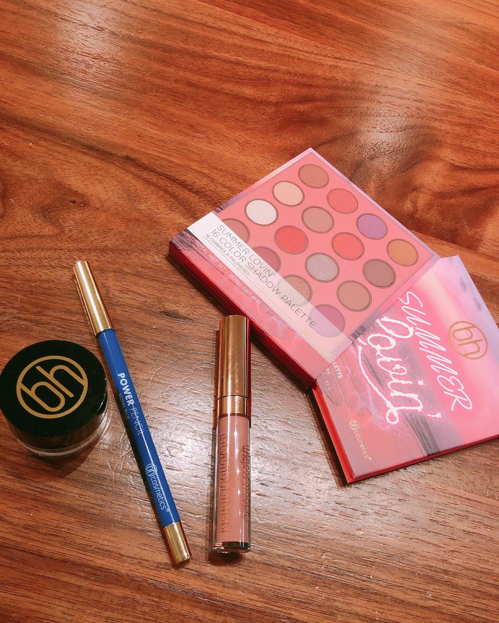 Summer Lovin' 16 Farben Shadow Palette/bh cosmetics/アイシャドウパレットを使ったクチコミ（1枚目）