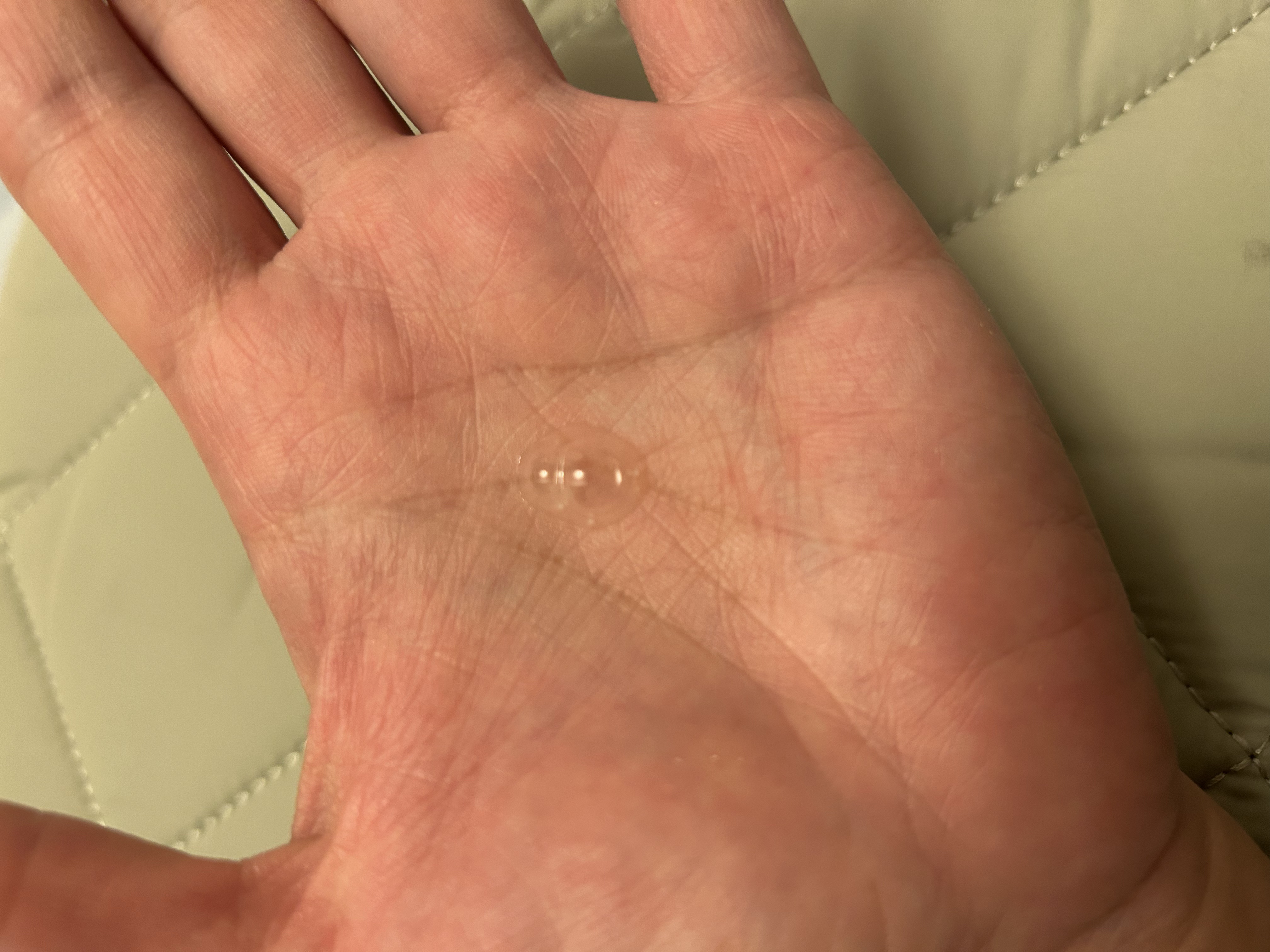 トーンブライトニング カプセルアンプル/SKIN1004/美容液を使ったクチコミ（3枚目）