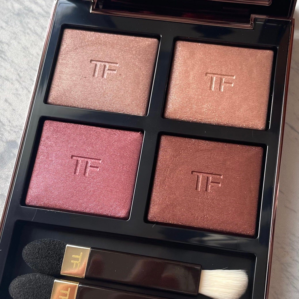 アイ カラー クォード/TOM FORD BEAUTY/アイシャドウパレットを使ったクチコミ(2枚目)