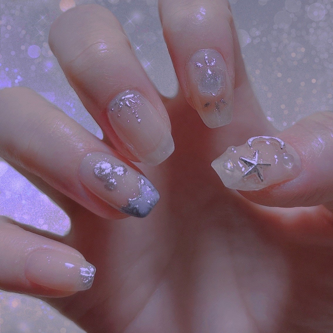 ねこ🐱 on LIPS 「夢と魔法の国がテーマのディズニーネイル🪄🩵シー仕様で水色にした..」(2枚目)