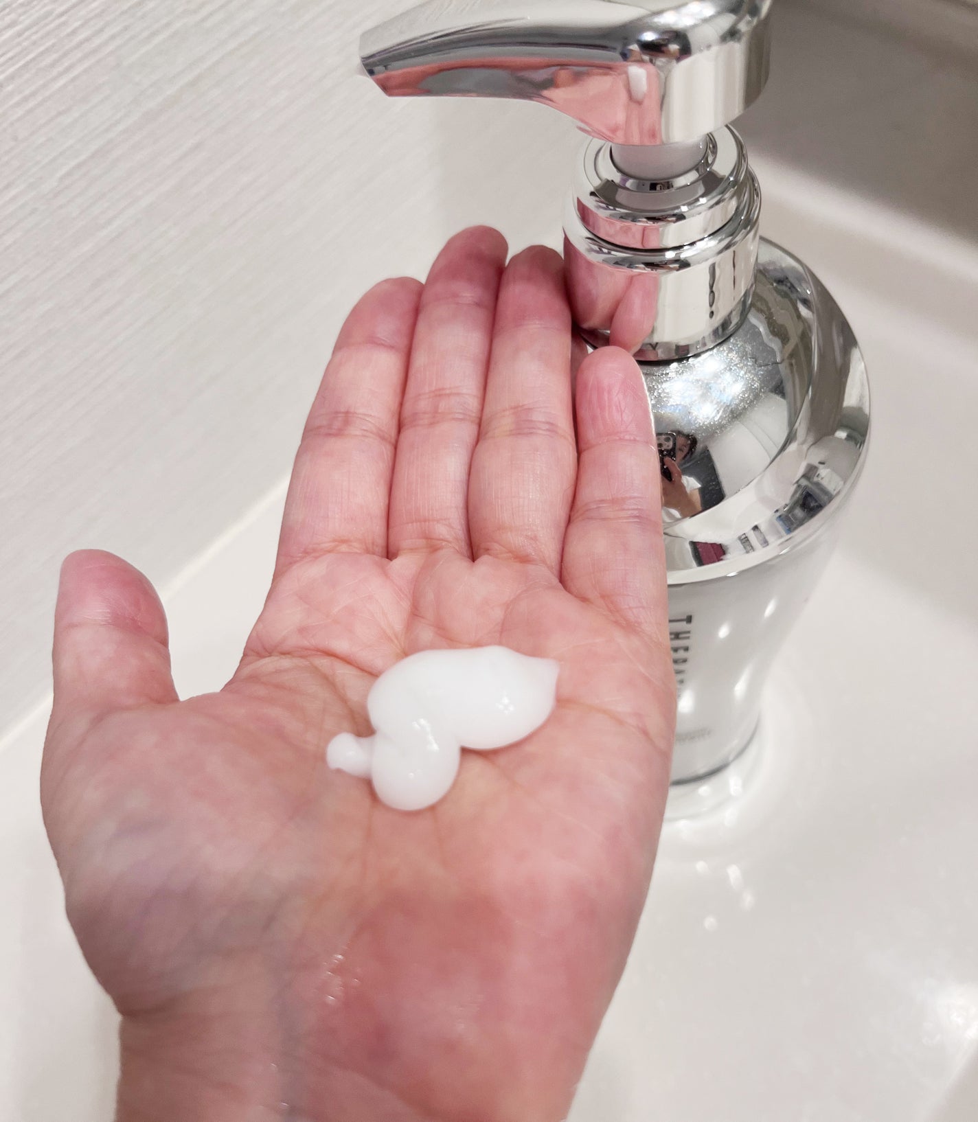 ナイトリペア シャンプー/ヘアトリートメント/THERATIS/シャンプー・コンディショナーを使ったクチコミ(3枚目)