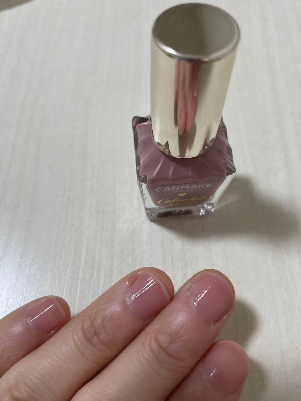カラフルネイルズ/キャンメイク/マニキュアを使ったクチコミ(2枚目)
