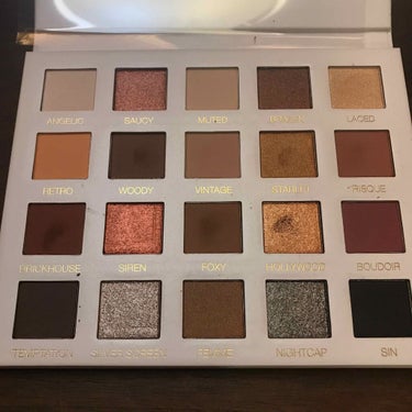 GLAMAZON PIGMENT PALETTE/Scott Barnes/アイシャドウパレットを使ったクチコミ（1枚目）