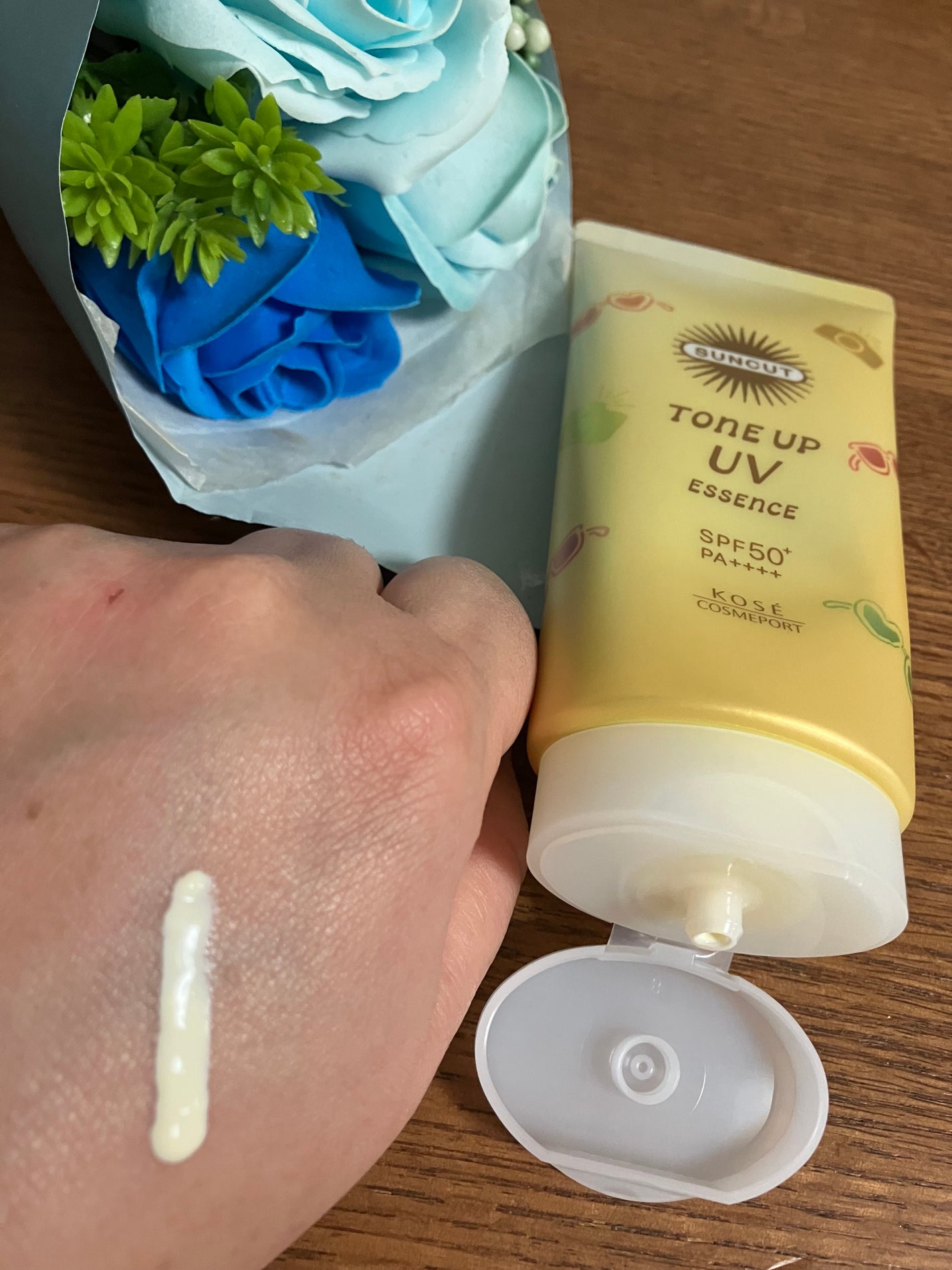 サンカットR トーンアップUV エッセンス/サンカット®/日焼け止めローションを使ったクチコミ(7枚目)