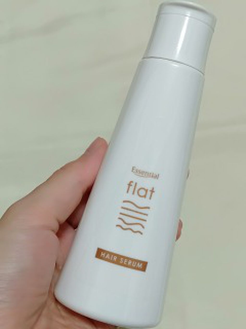 くせ・うねりときほぐしセラム/エッセンシャル flat/ヘアオイルを使ったクチコミ(1枚目)