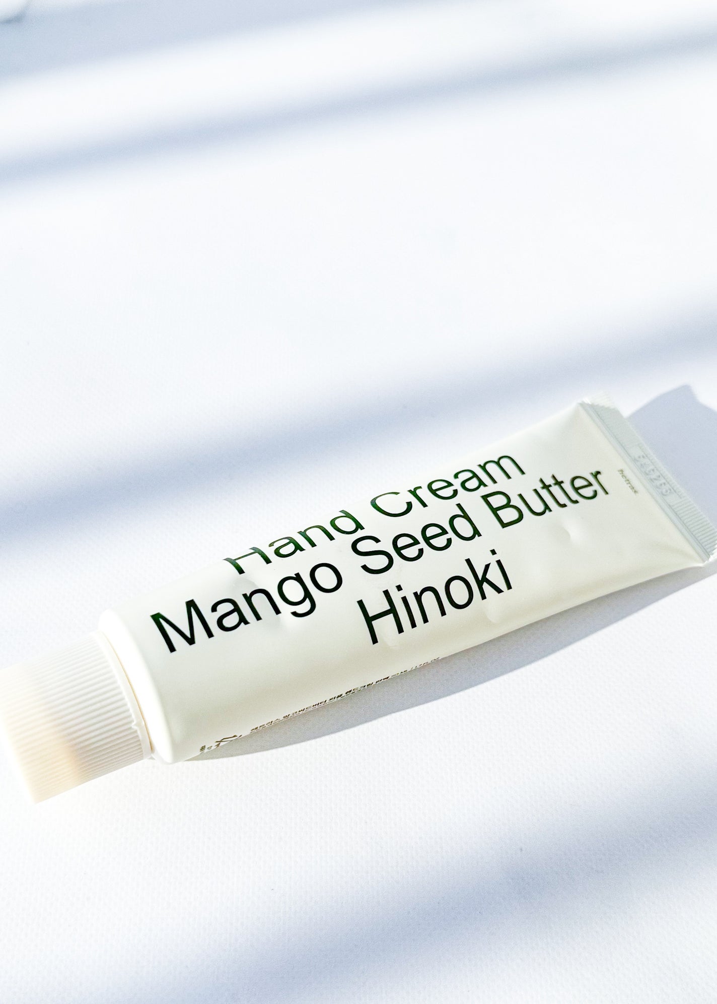 ヘトラス マンゴーシードバター パフューム ハンドクリーム/hetras/ハンドクリームを使ったクチコミ(4枚目)