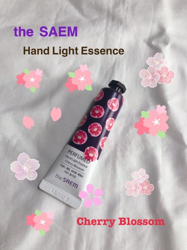 The Saem  
PERFUMED
Hand Light Essence 
Cherry  Blossom 
この、ハンドクリームは塗った後に
水のようにサラサラして、ベタベタしなくて
お気に入りで