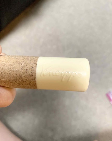 オーガニック リップバーム バニラの香り/クナイプ/リップケアを使ったクチコミ(2枚目)