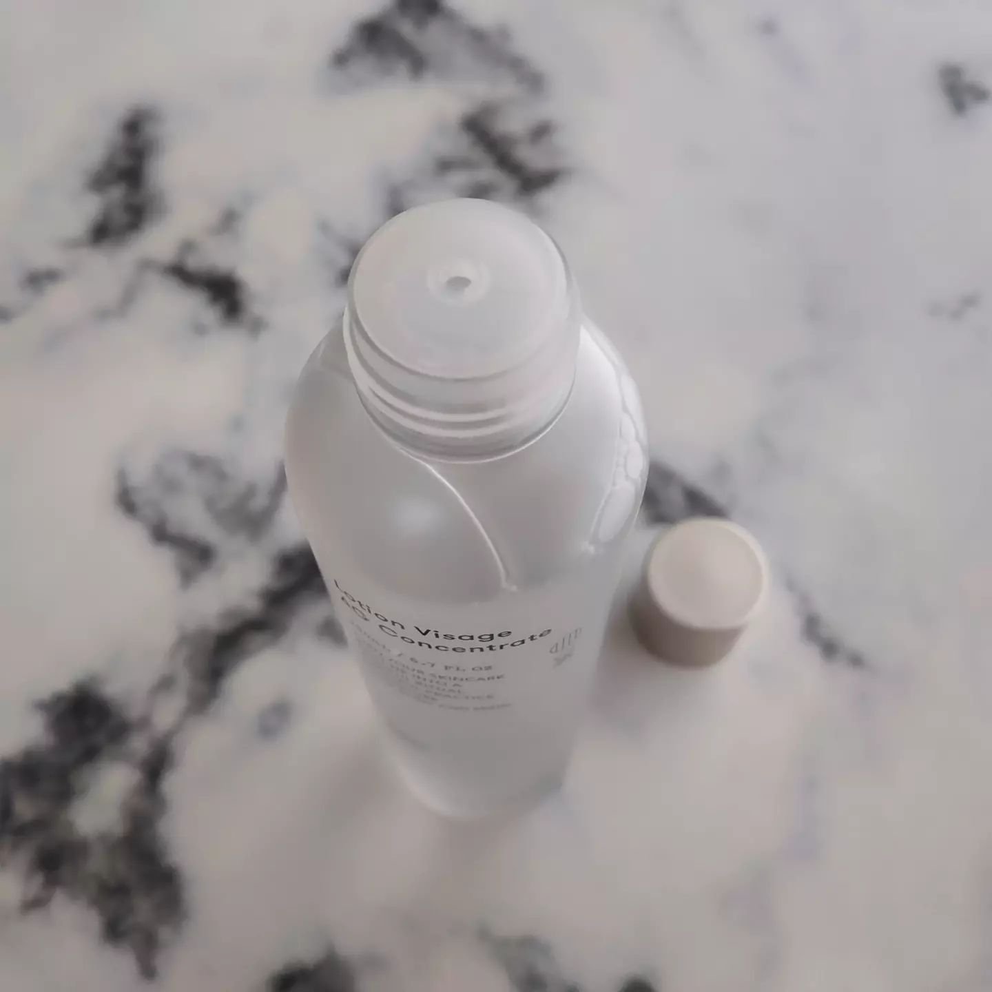 SINN PURETÉ AGコンセントレイト ローション aのクチコミ「＜シンピュルテ ローションヴィザージュ AGコンセントレイト a＞を愛用中♪

香りではじめる.....」（2枚目）