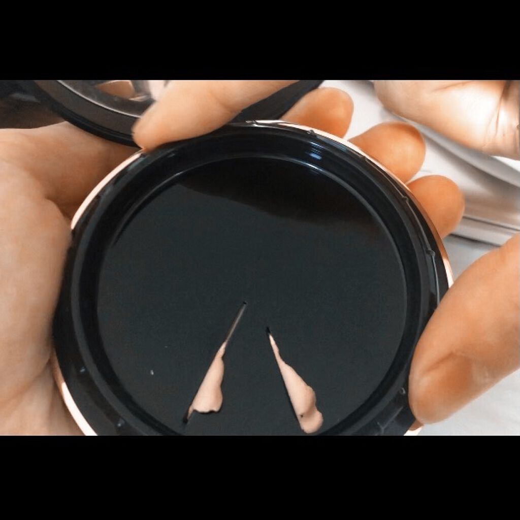 スキンフィットグラインディングセラムカバーパクト/ダルバ/その他ファンデーションを使ったクチコミ（3枚目）