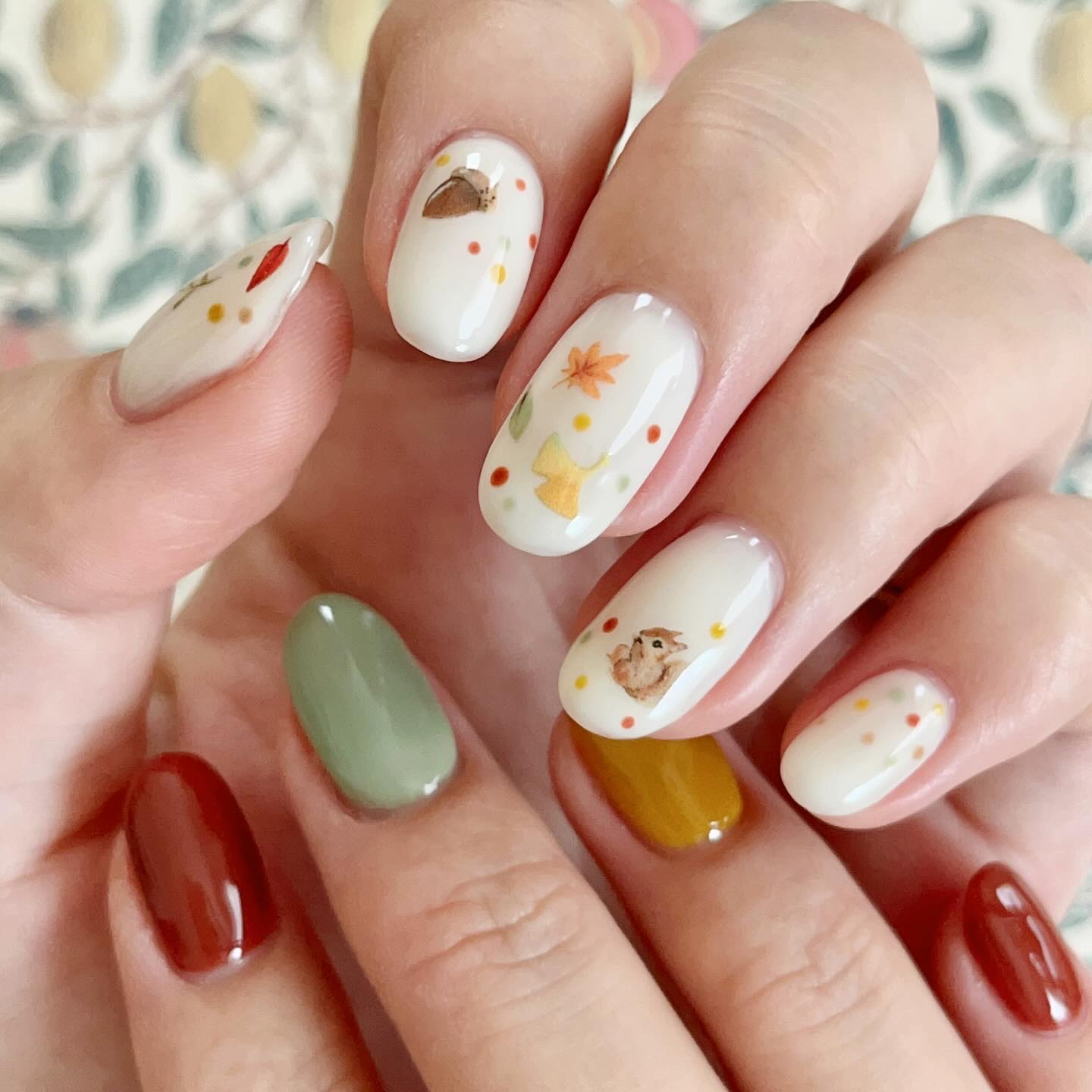 🌰🍁🍂🐿


••┈┈┈┈••

TSUMEKIRA

【ES-URA-010】
うらなか りか プロデュース 
hokkory autumn

••┈┈┈┈••

◎その他の使用アイテム

Naility!
・009レトロミルク 