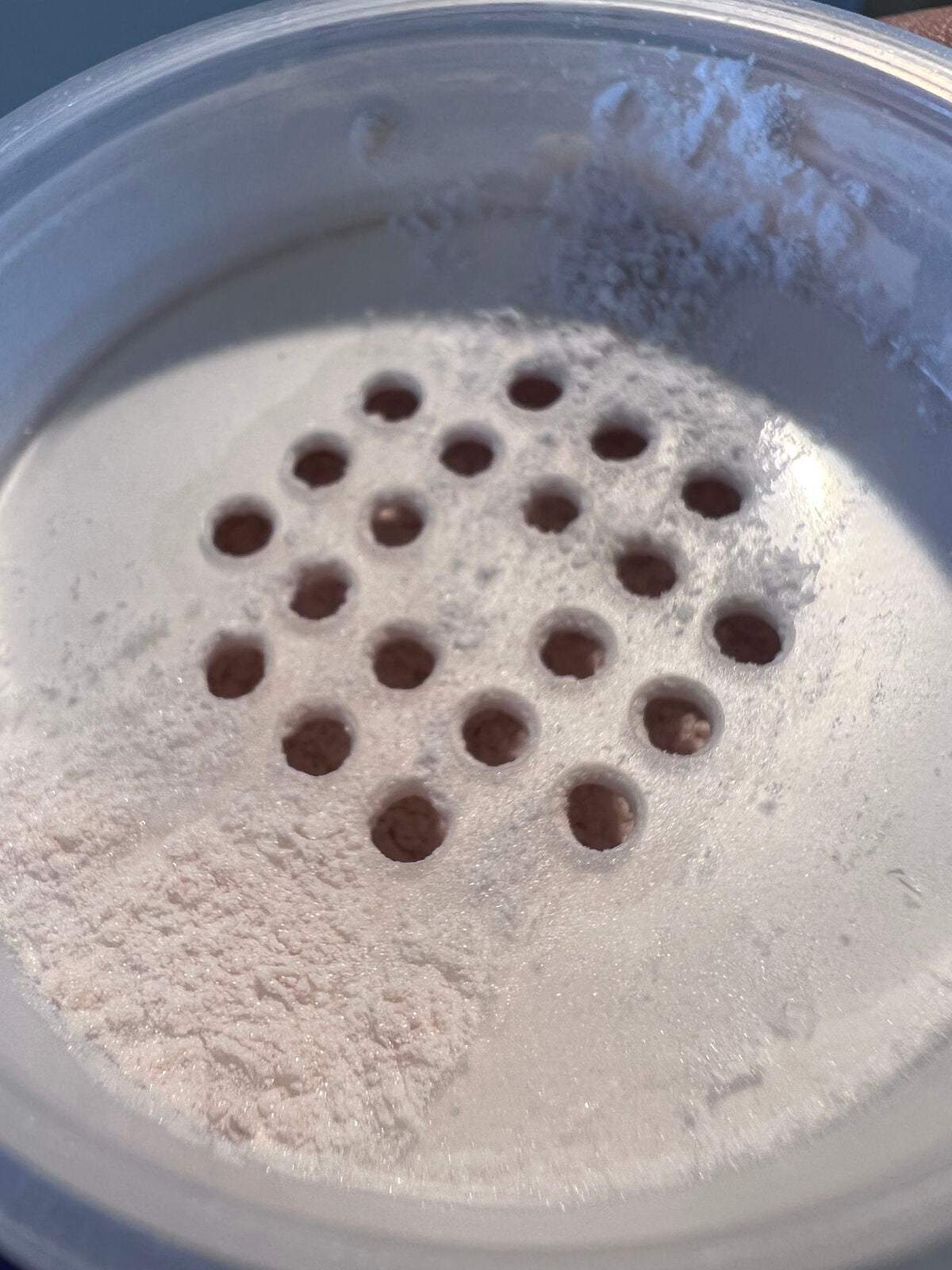 フェイスパウダー/DECORTÉ/ルースパウダーを使ったクチコミ(3枚目)