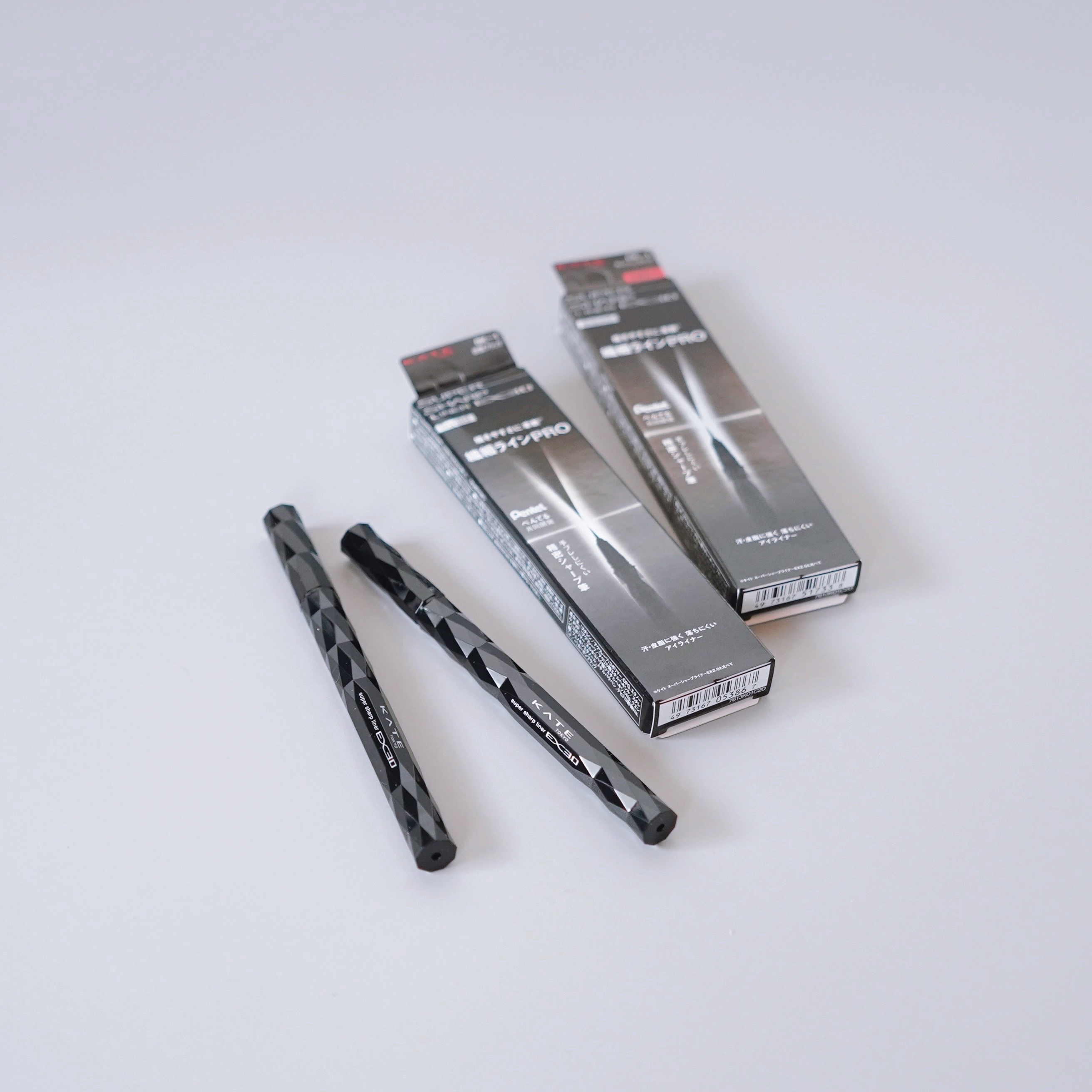 スーパーシャープライナーEX3.0/KATE/リキッドアイライナーを使ったクチコミ（1枚目）