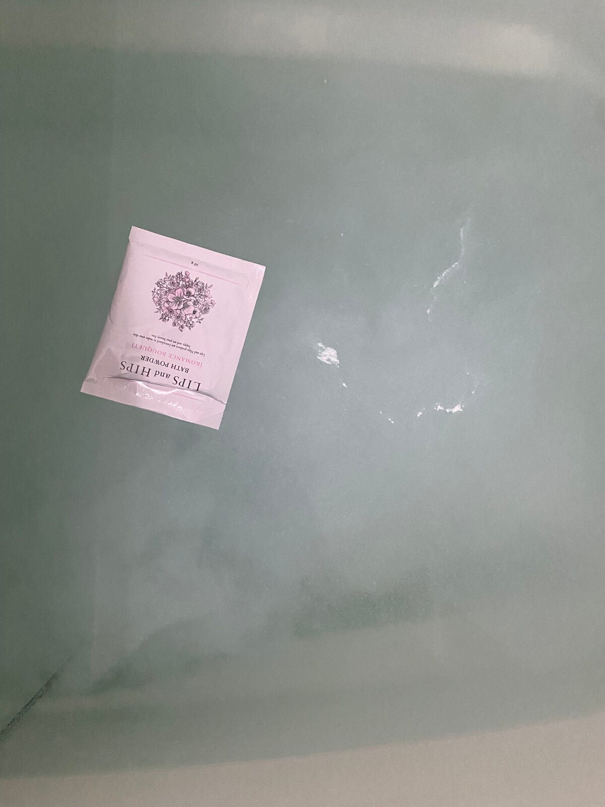 LIPS and HIPS BATH POWDER ロマンスブーケ/LIPS and HIPS/保湿系入浴剤を使ったクチコミ(8枚目)