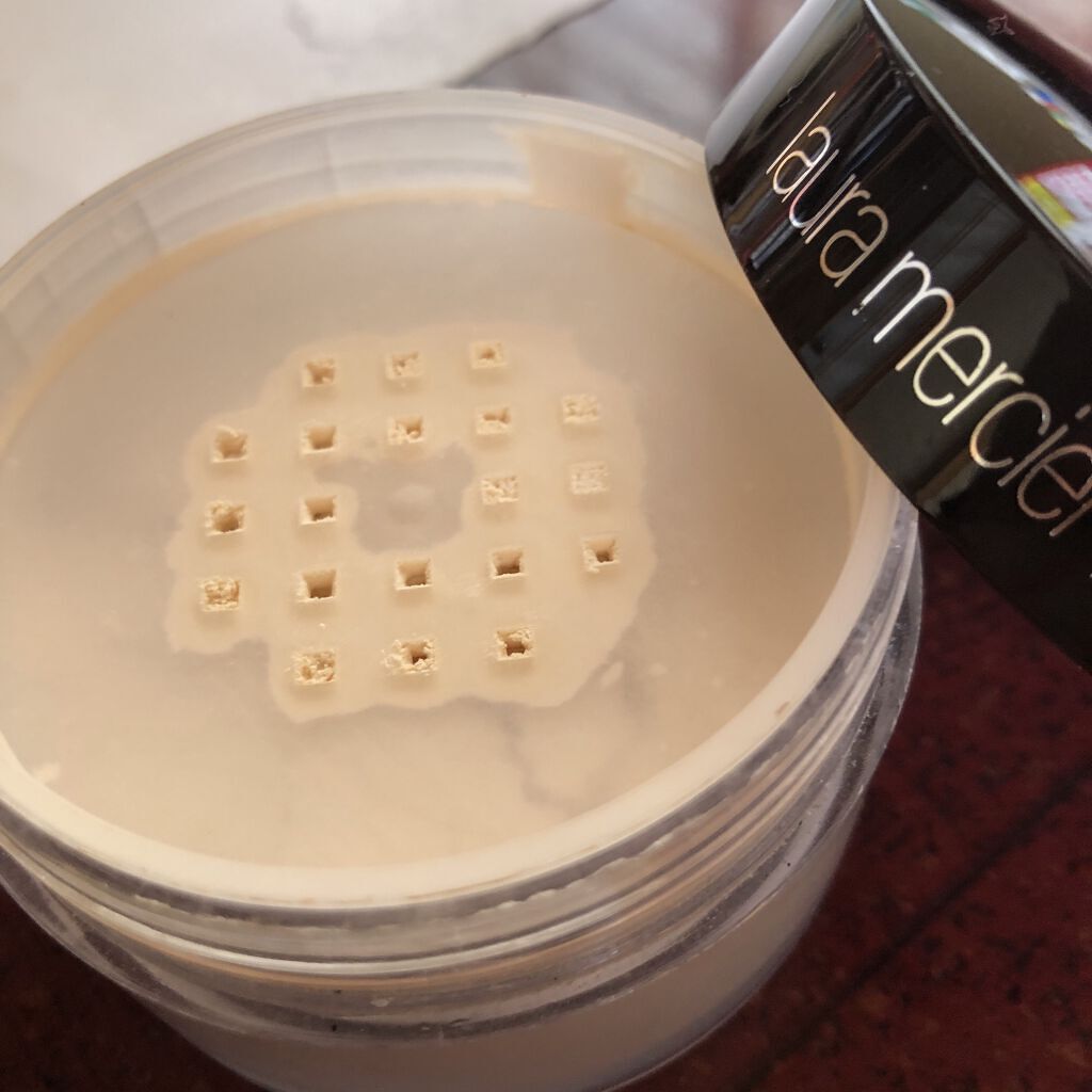 ルースセッティングパウダー トランスルーセント/ローラ メルシエ/ルースパウダーを使ったクチコミ（2枚目）