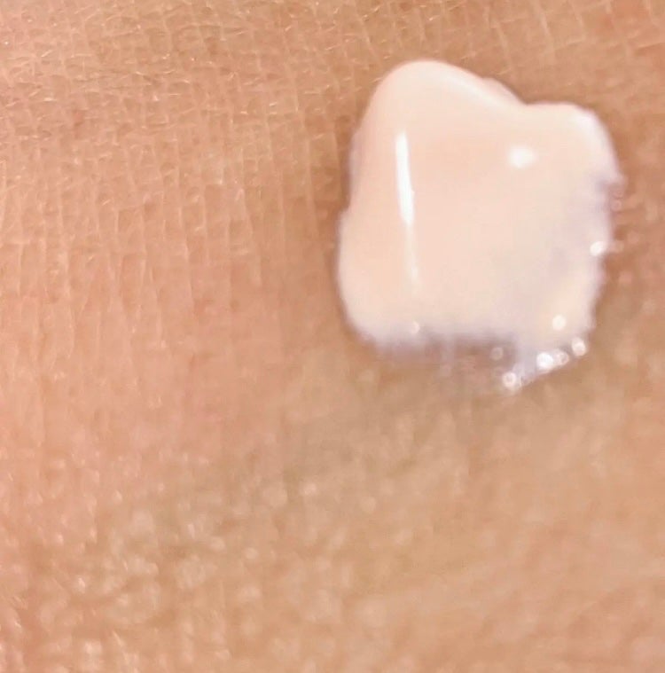 ベルディオ UVトーンアップエッセンス N/メンターム/日焼け止めローションを使ったクチコミ(3枚目)