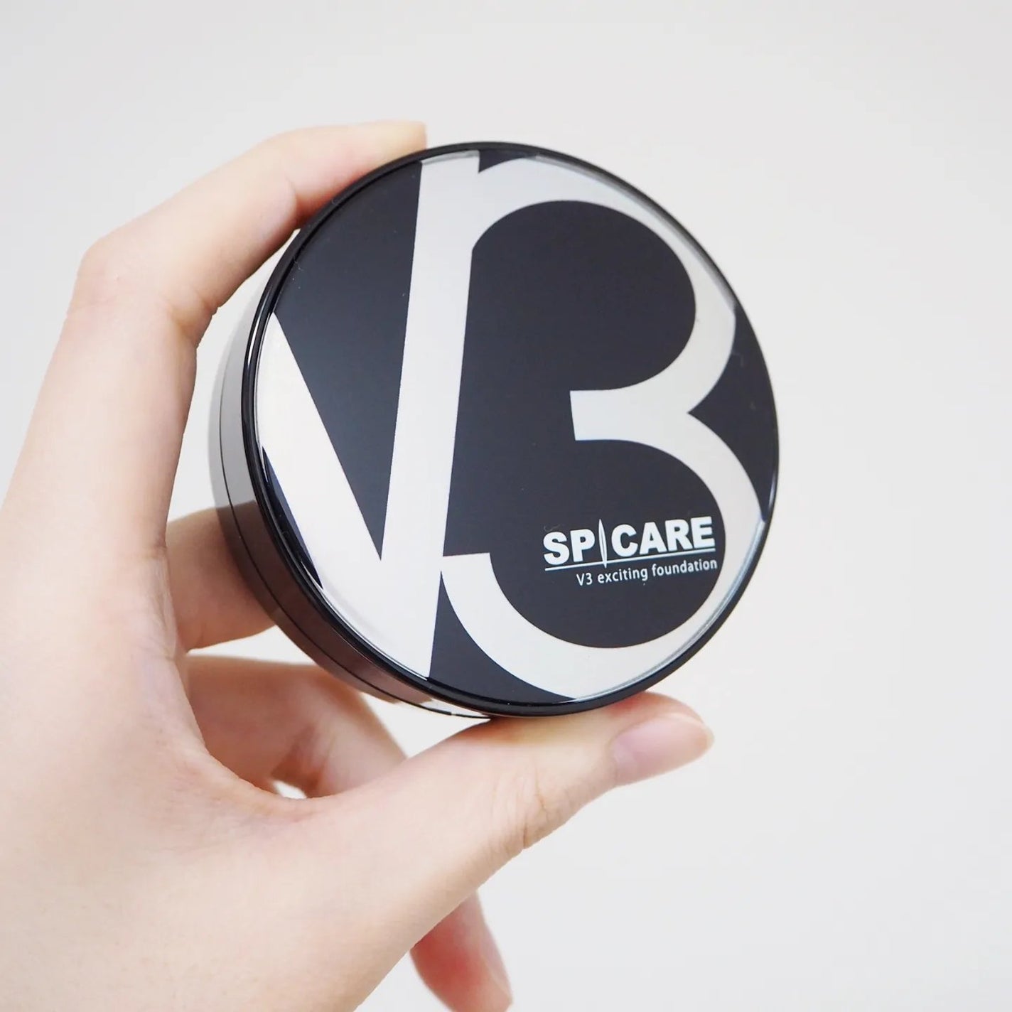 V3 エキサイティングファンデーション/SPICARE/クッションファンデーションを使ったクチコミ(2枚目)