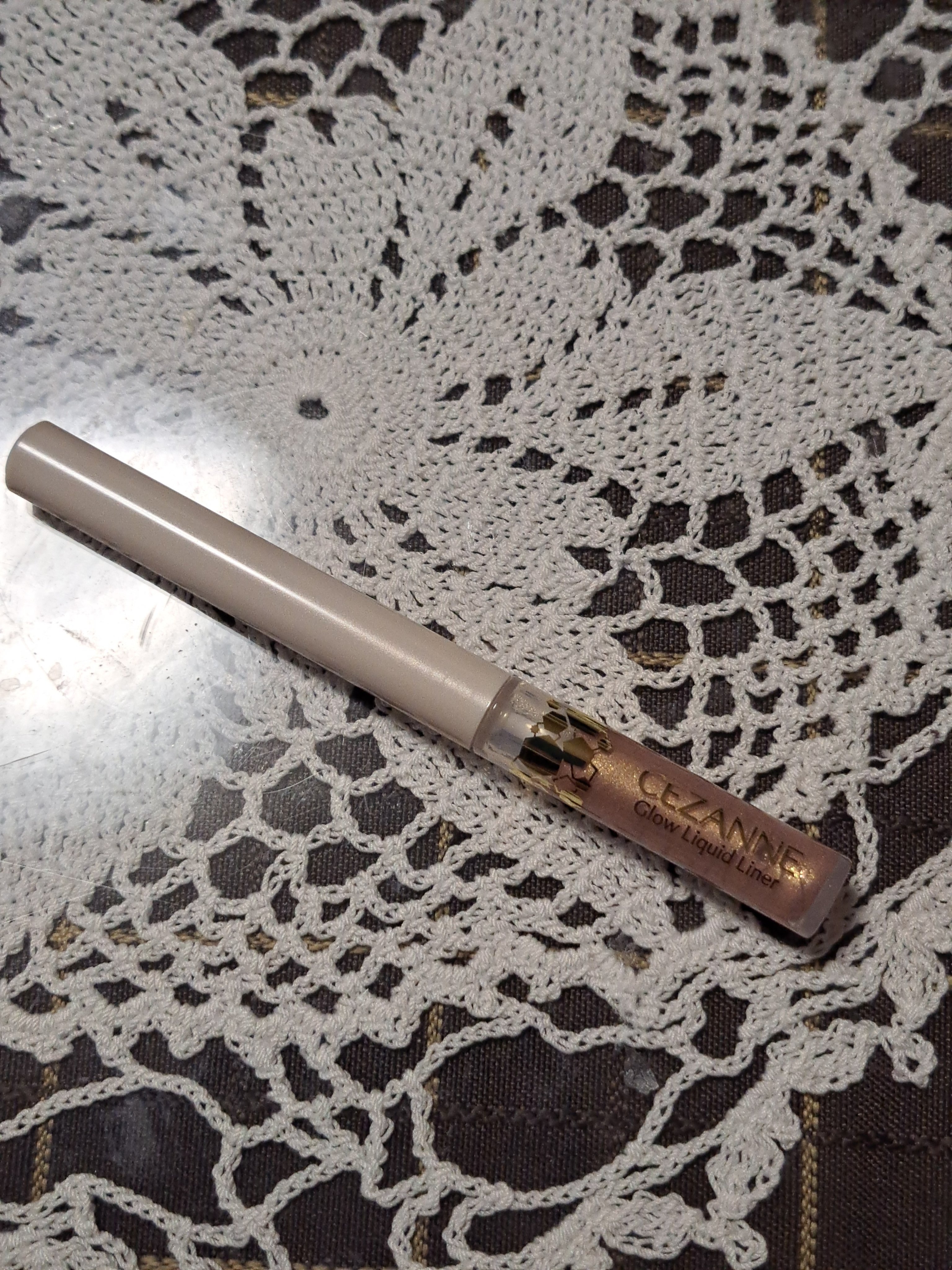 グロウリキッドライナー/CEZANNE/リキッドアイライナーを使ったクチコミ（1枚目）