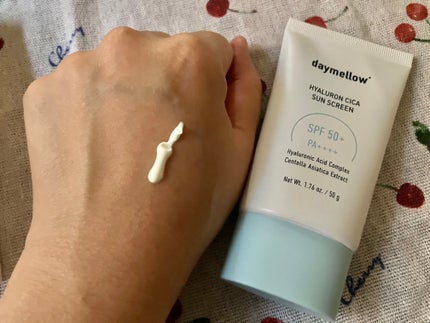 ヒアルロンシカサンスクリーン/daymellow’/日焼け止めクリームを使ったクチコミ(3枚目)