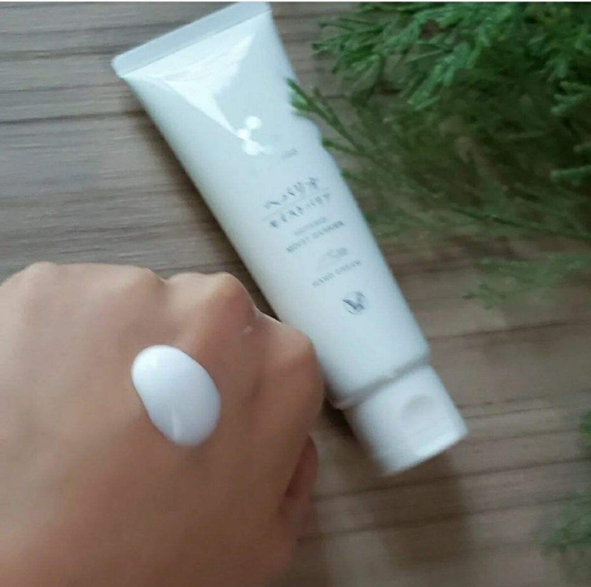 ヘパリオモイストバリア/大正製薬/ハンドクリームを使ったクチコミ（2枚目）