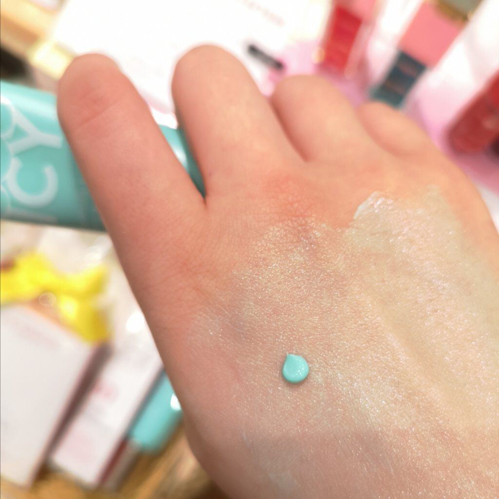 ラディアント コントロールカラー 10 ミント/CLARINS/化粧下地を使ったクチコミ（1枚目）