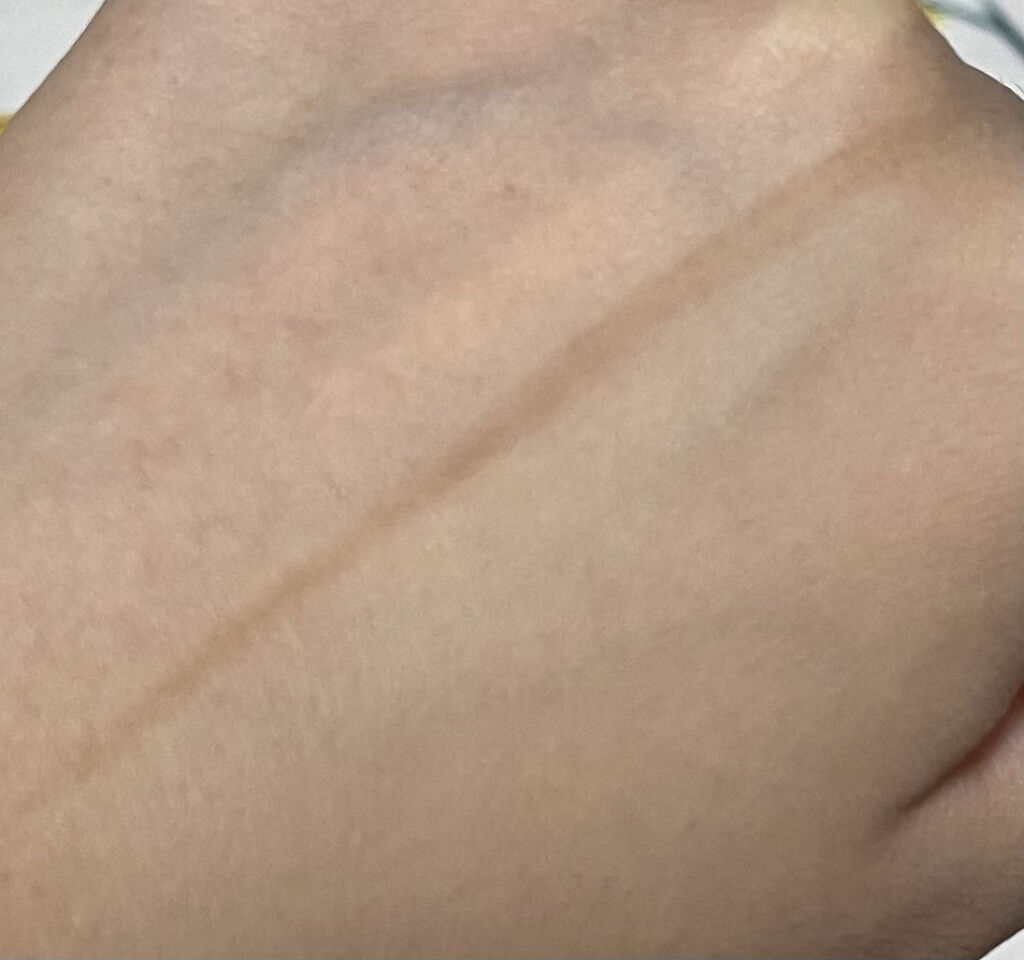 マスクプルーフファンデーションＤ/DAISO/リキッドファンデーションを使ったクチコミ（3枚目）