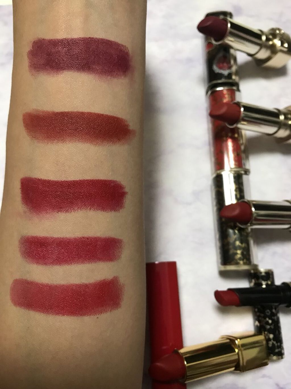 ルージュ アリュール ヴェルヴェット<特別限定品>/CHANEL/口紅を使ったクチコミ(3枚目)