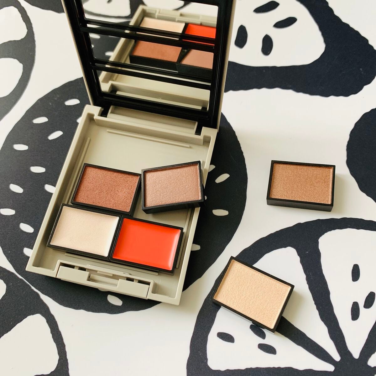 MY MIXED PALETTE 6色カスタムパレット/MN/マルチパレットを使ったクチコミ(4枚目)