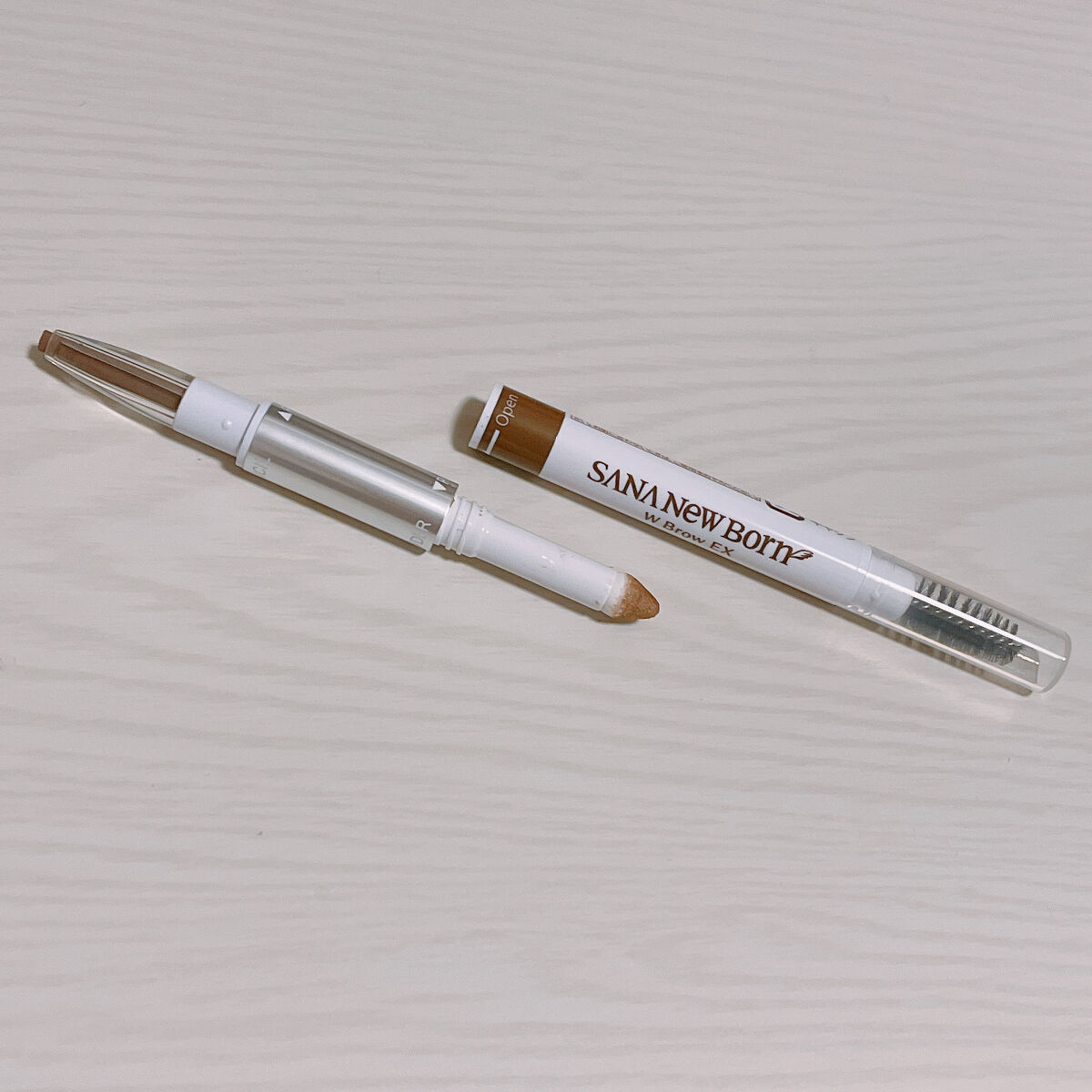 W ブロウEX N B6 ナチュラルブラウン/サナ ニューボーン/パウダーアイブロウを使ったクチコミ（2枚目）