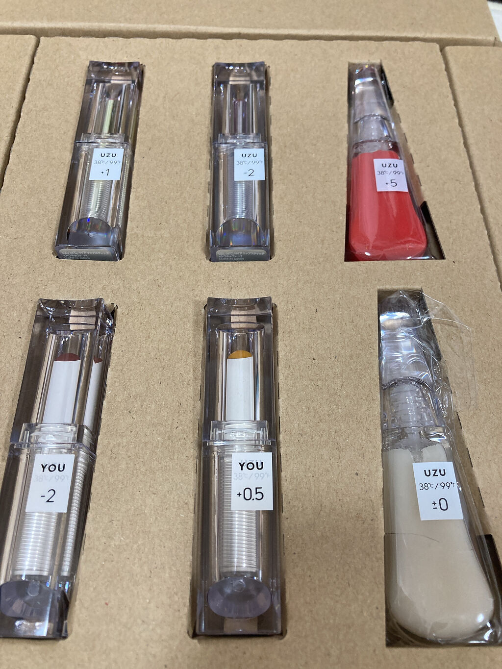 38°C / 99°F リップトリートメント (リップ美容液)/UZU BY FLOWFUSHI/リップケアを使ったクチコミ（3枚目）