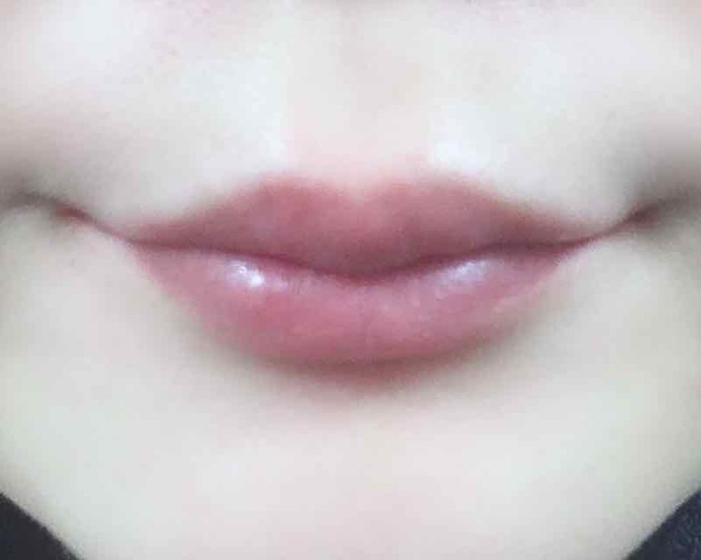 キス クッション リップ ティント/REVLON/リップティントを使ったクチコミ（2枚目）