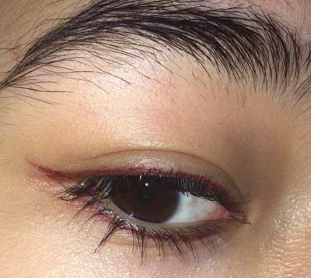 モテライナー リキッド/UZU BY FLOWFUSHI/リキッドアイライナーを使ったクチコミ（2枚目）