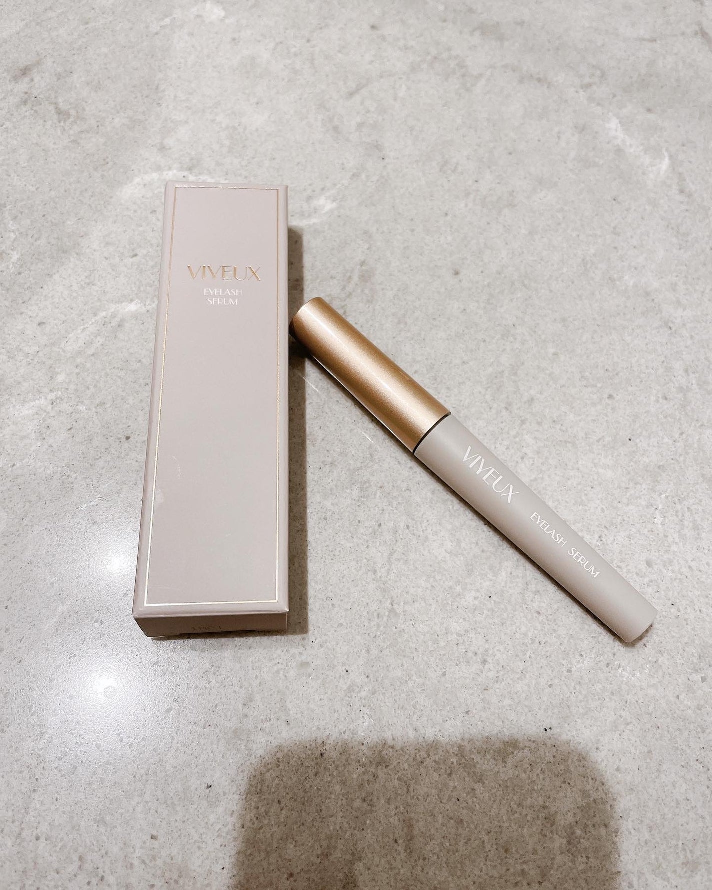 アイラッシュセラム/VIYEUX/まつげ美容液を使ったクチコミ(3枚目)