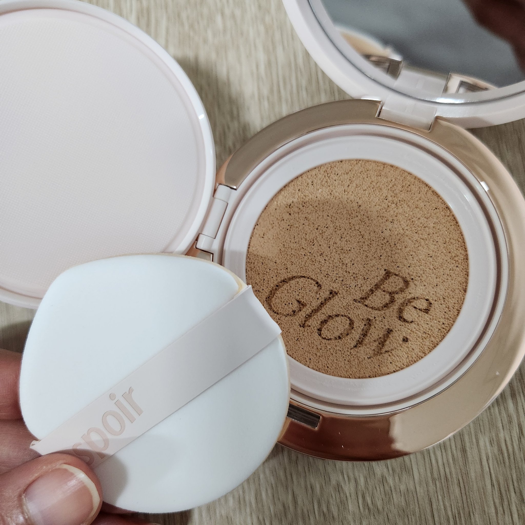 エスポア ビーグロー ボリュームクッション 22 ペタル/espoir/クッションファンデーションを使ったクチコミ（2枚目）