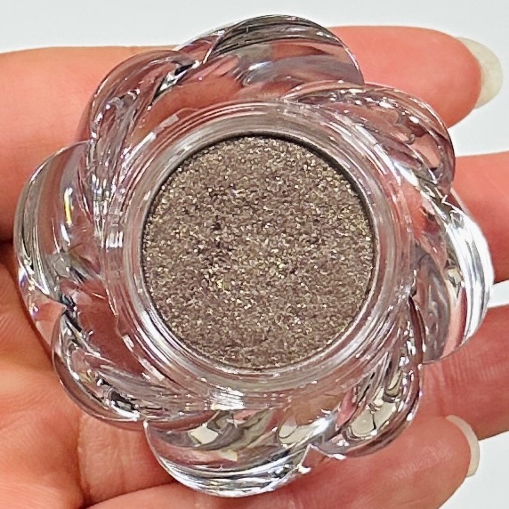 ワンアンドオンリーシャドウ/MUZIGAE MANSION/単色アイシャドウを使ったクチコミ(3枚目)