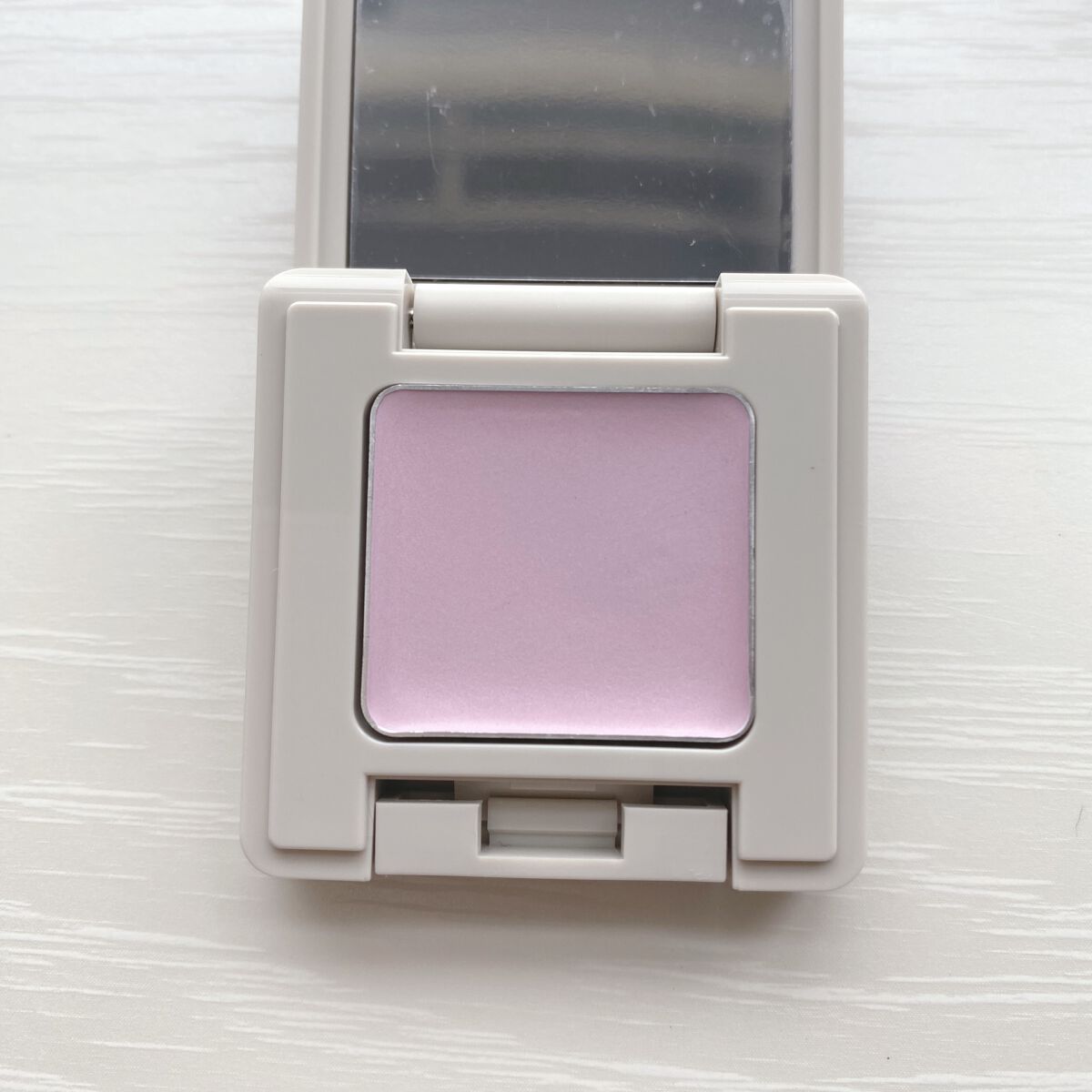 タッチオンカラーズ (パール) 01P ラベンダー/ナチュラグラッセ/ジェル・クリームアイシャドウを使ったクチコミ（2枚目）