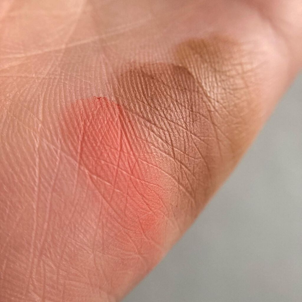 アディクション ザ アイシャドウ マット/ADDICTION/単色アイシャドウを使ったクチコミ（3枚目）