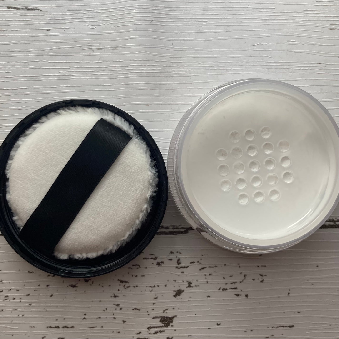 ケイト フェイスパウダーZ(オイルブロック)/KATE/ルースパウダーを使ったクチコミ(2枚目)