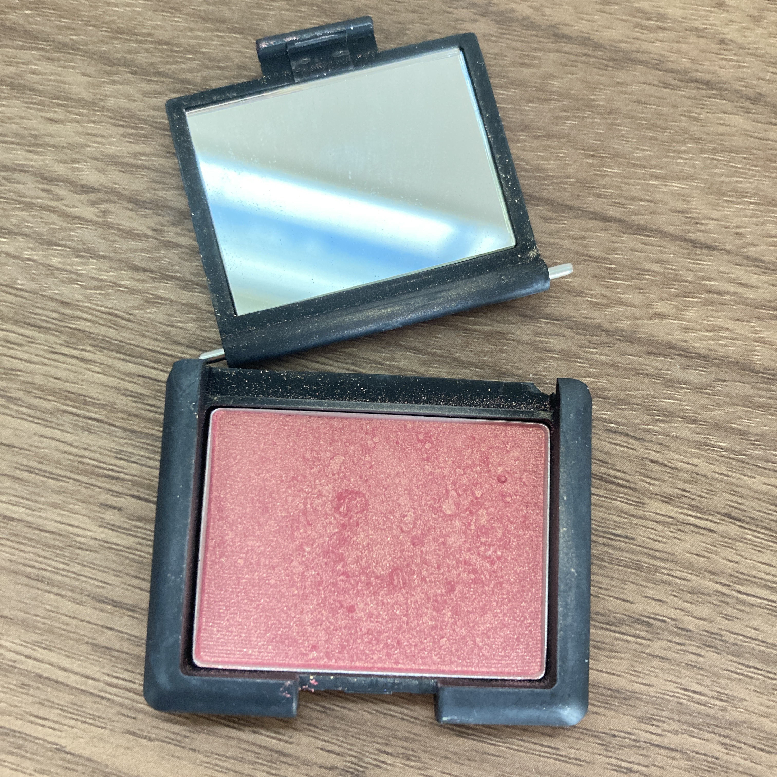 ブラッシュ/NARS/パウダーチークを使ったクチコミ（3枚目）