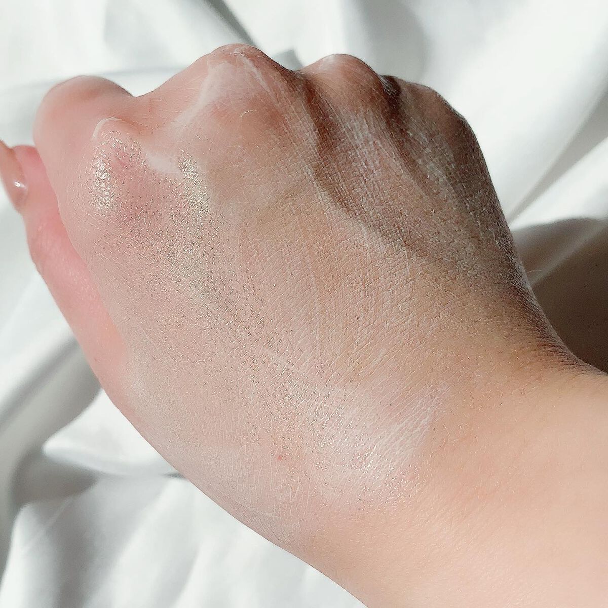 ニベアUV ディープ プロテクト＆ケア エッセンス/ニベア/日焼け止めローションを使ったクチコミ（3枚目）