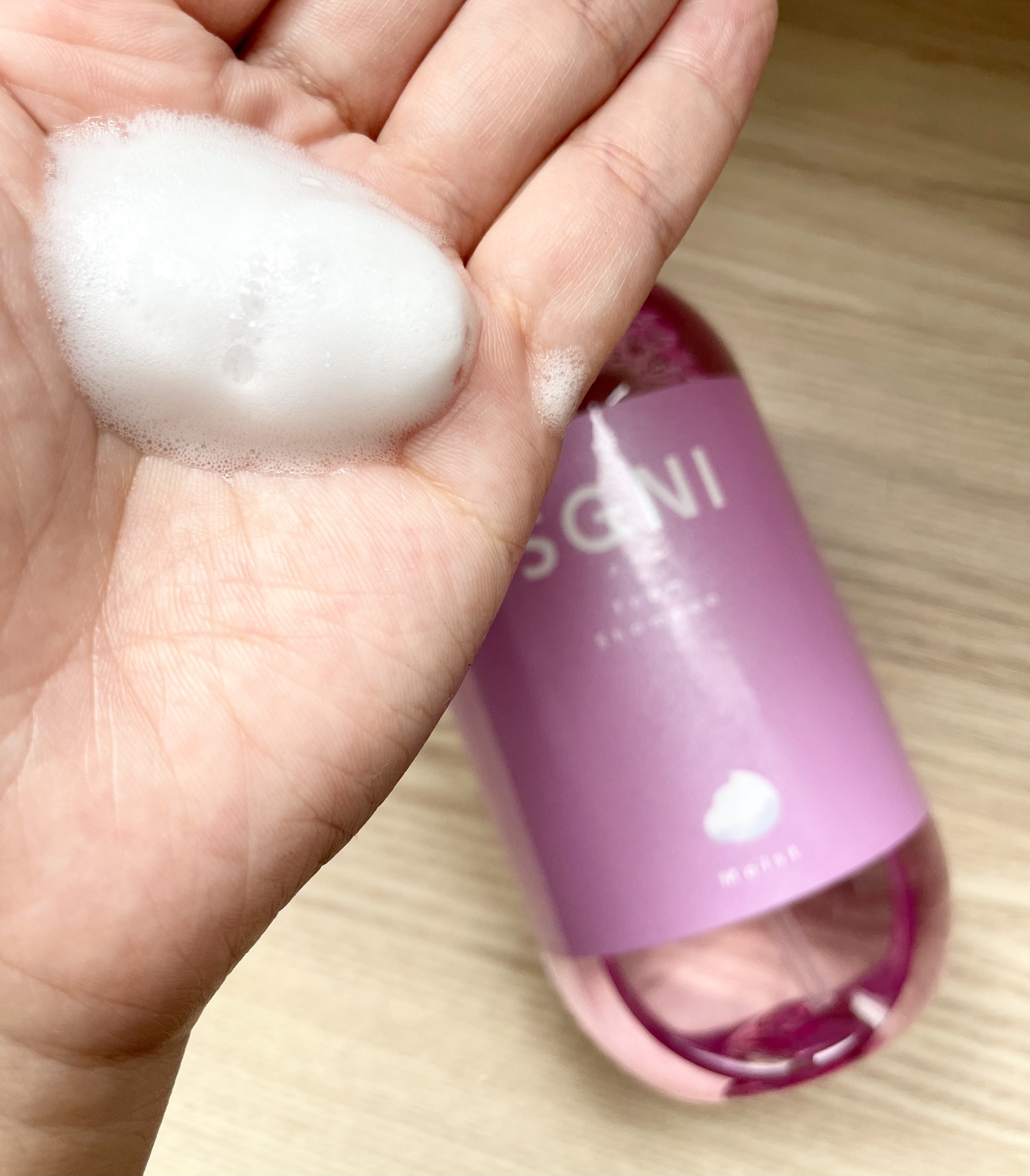 モイスト泡シャンプー〈フローラルムスクの香り〉/SGNI/市販シャンプーを使ったクチコミ（2枚目）